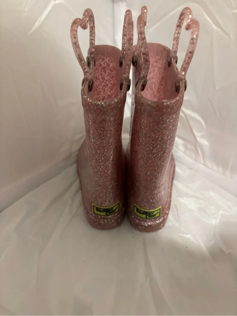 Kids light up western chief rain boots. Size 5
